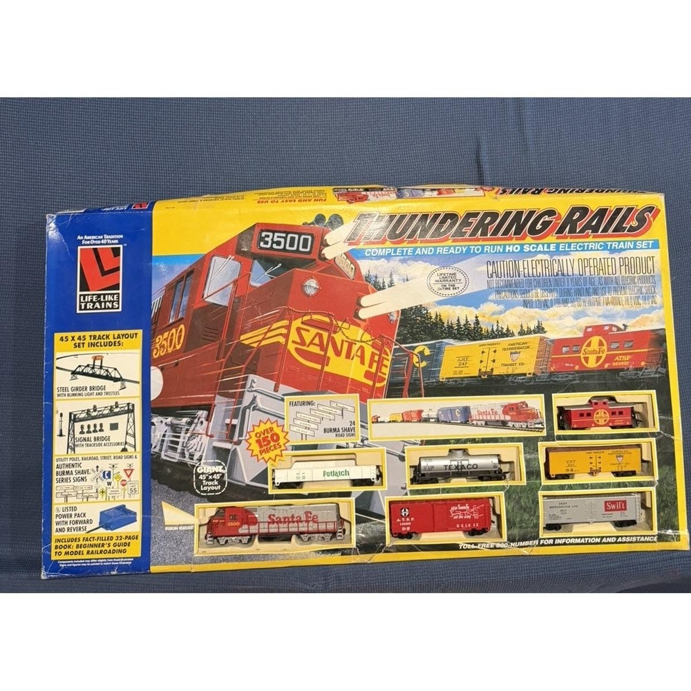 Life-Like HO THUNDERING RAILS Model Railroad Train Set in Original Box